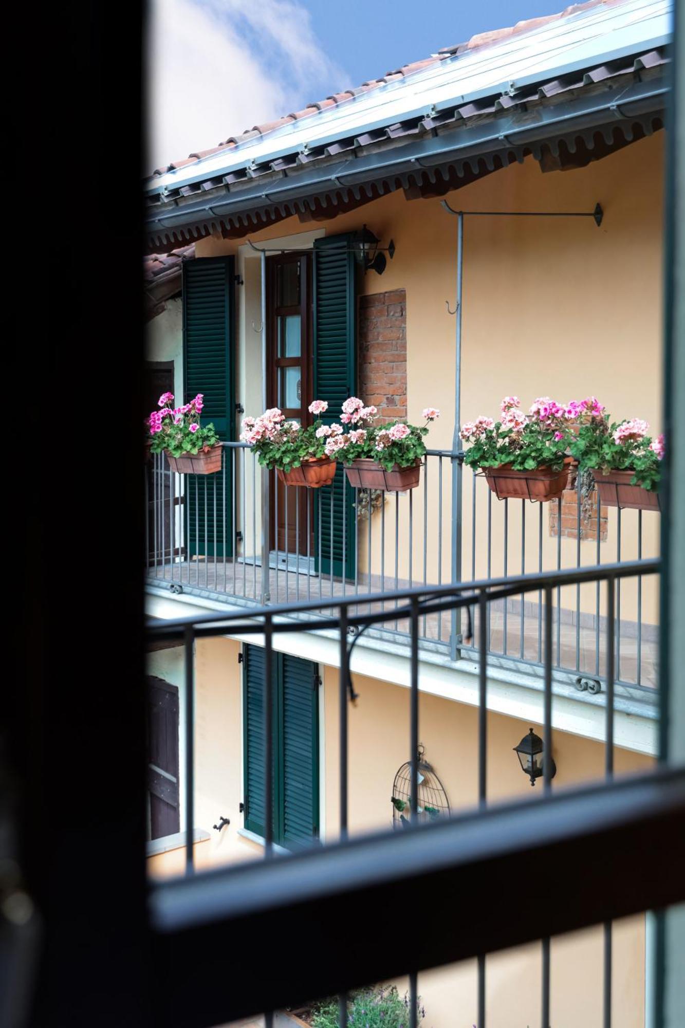 La Cantinella Country House La Morra Exterior foto